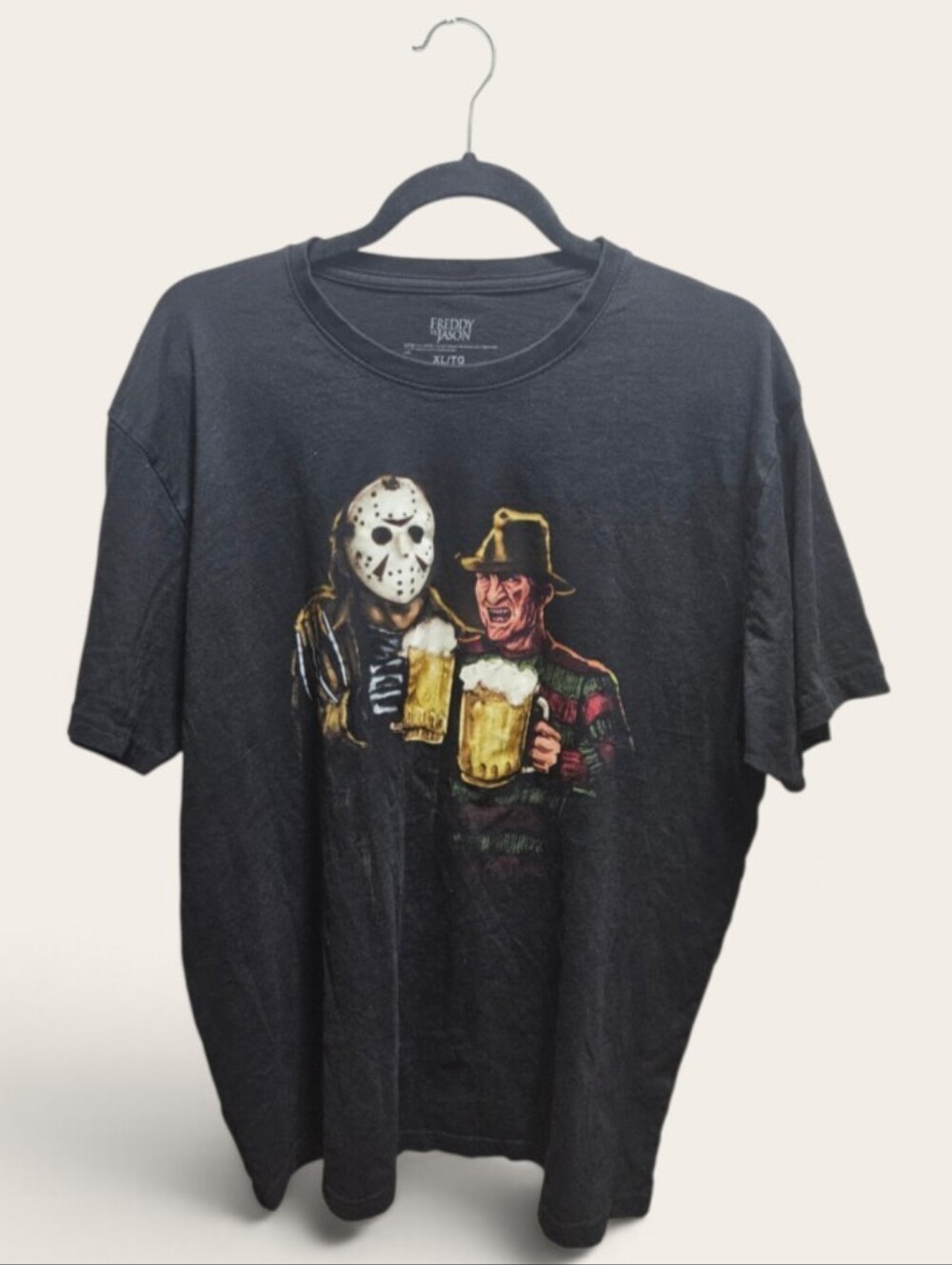 Freddy vs Jason Graphic Tee Shirt "Cheers" Beer - XL